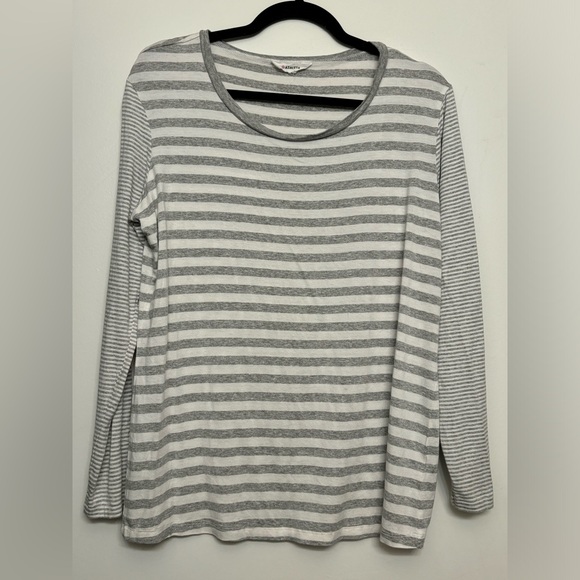 Athleta Large striped gray and white long sleeve - Picture 3 of 5